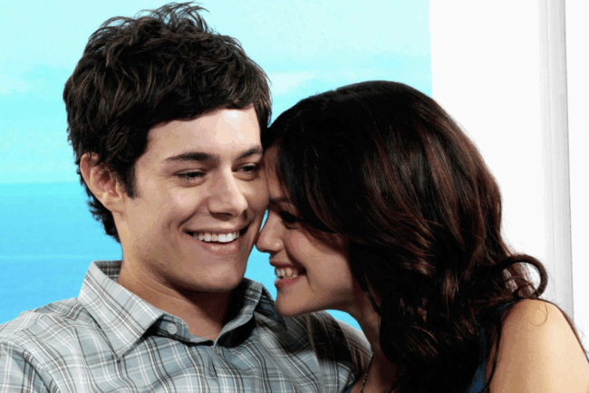 Seth e Summer in una foto promozionale di The O.C.